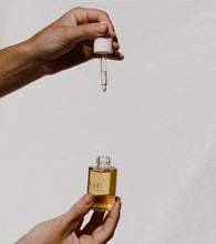 Load image into Gallery viewer, Kuub intimacy oil