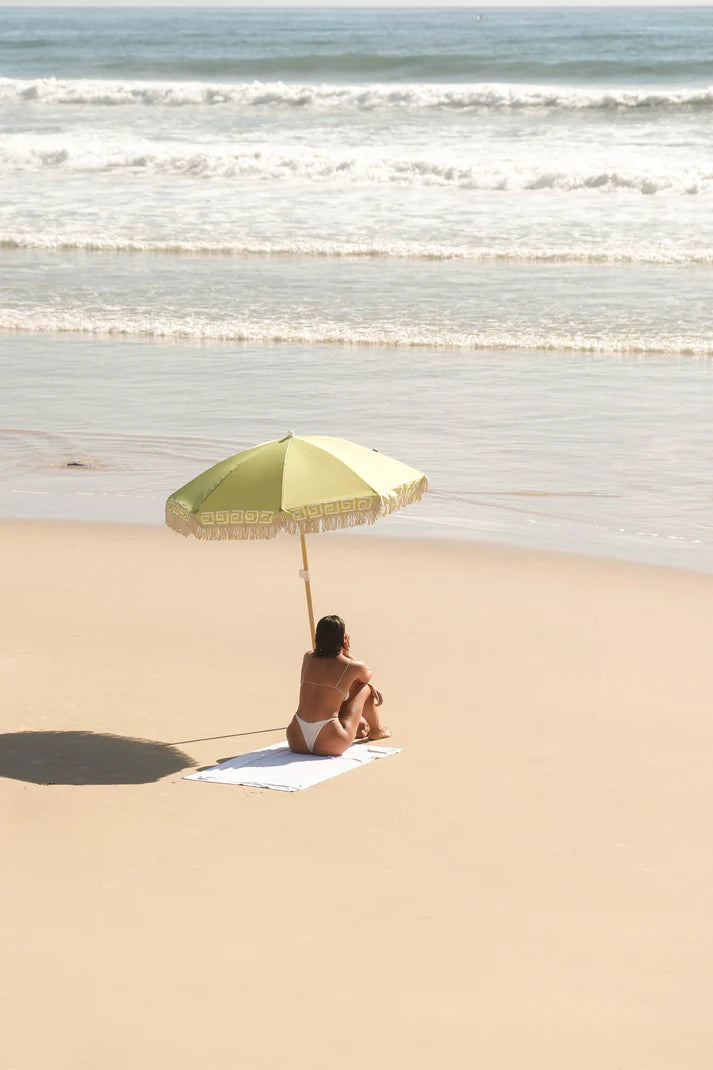 CELERY wave beach umbrella