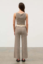 Load image into Gallery viewer, COCOA GRID TEXTURED KNIT PANT
