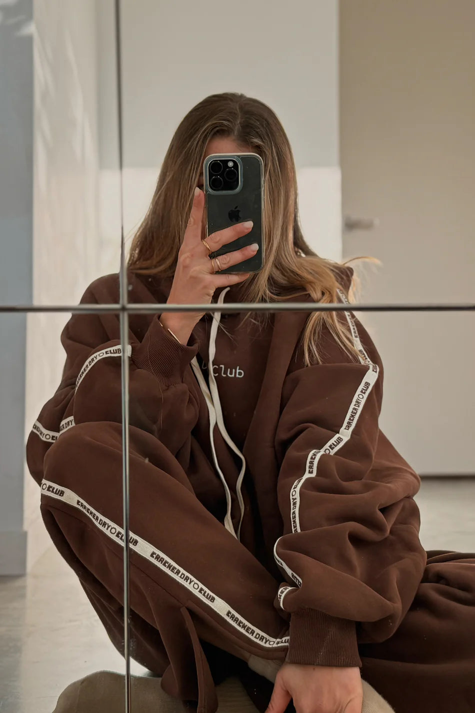 CLOUD RACER HOODIE - CHOCOLATE